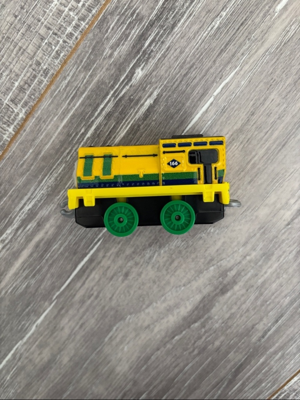 Racing Raul - Thomas & Friends - Picture 8 of 8